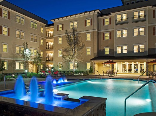 Picture of McDermott Crossing with pool and fountains